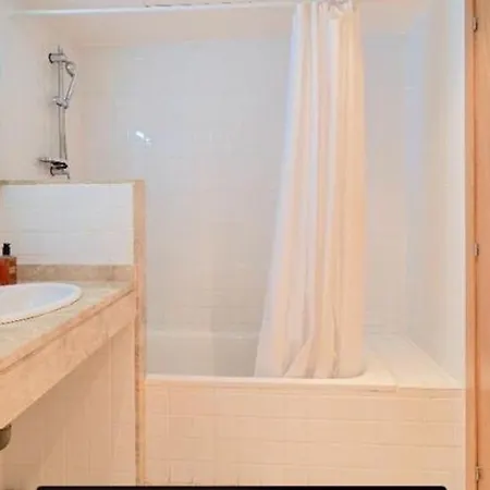 Apartment Holidays2malaga Heroe De Sostoa Con Piscina Junto Estacion Ave Y Playa Malaga